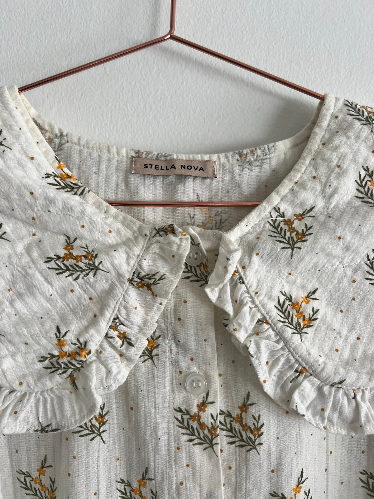 Stella Nova Collar Blouse Flowers Preloved