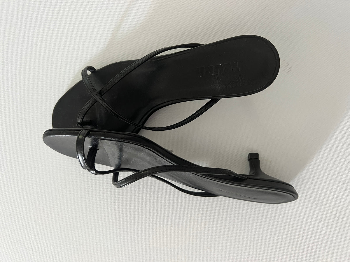 Teurn Strappy leather sandalettes in black