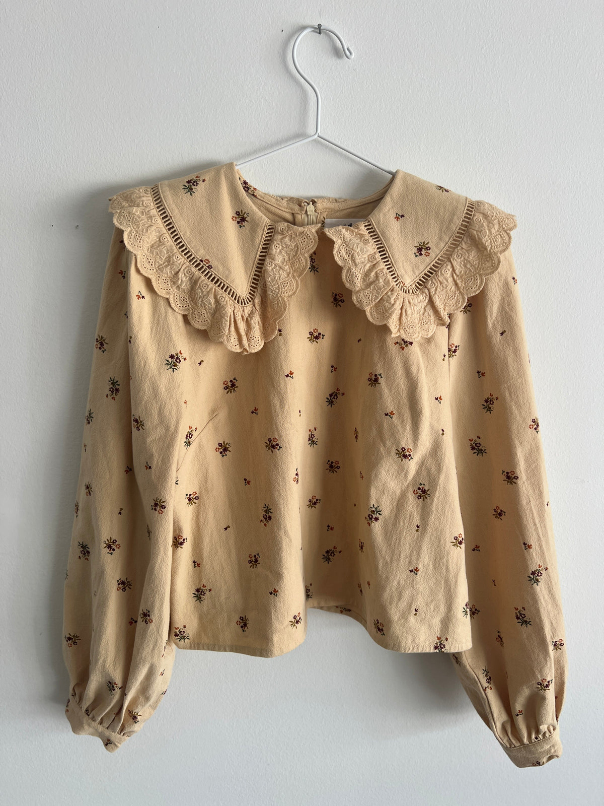 Preloved Meadows Flower PrintBlouse